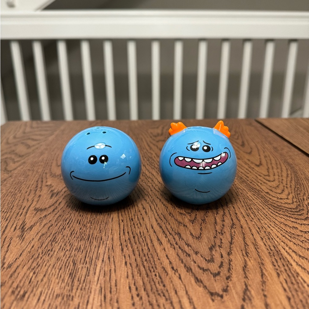 Rick and Morty Mr. Meeseeks Salt and Pepper Shaker